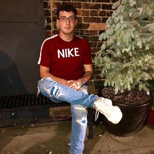 Meet your Posher, Kyle